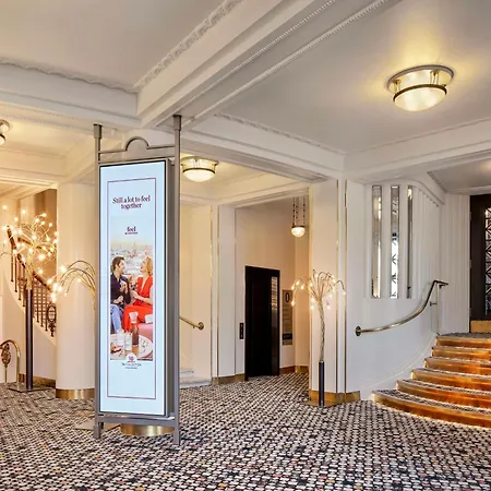 Отель Nh Collection Grand Hansa 5*