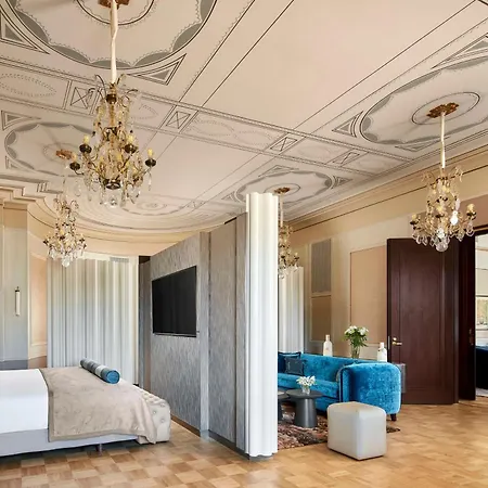 Nh Collection Grand Hansa Hotel