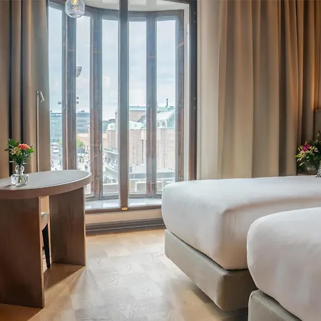 Отель Nh Collection Grand Hansa 5*