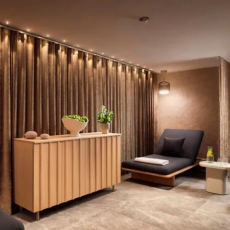 Hotel Nh Collection Grand Hansa